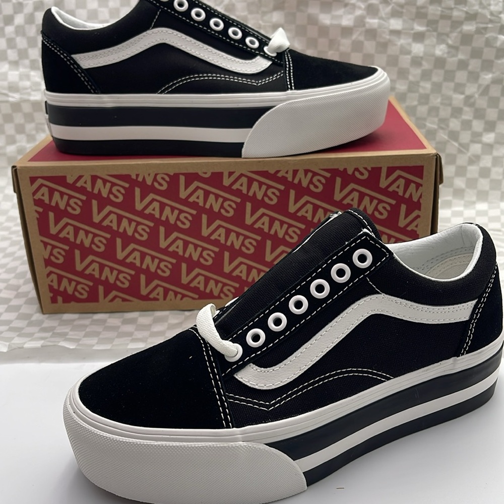 Vans Black and White Stackform Women's Sneakers - Picture 15 of 16
